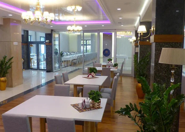 Copernicus Aparthotel